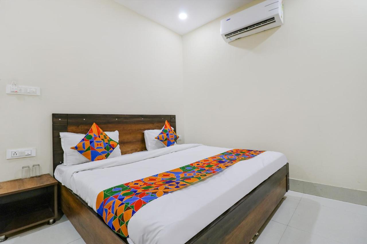 Fabexpress Kartikey Inn Haridwār Extérieur photo