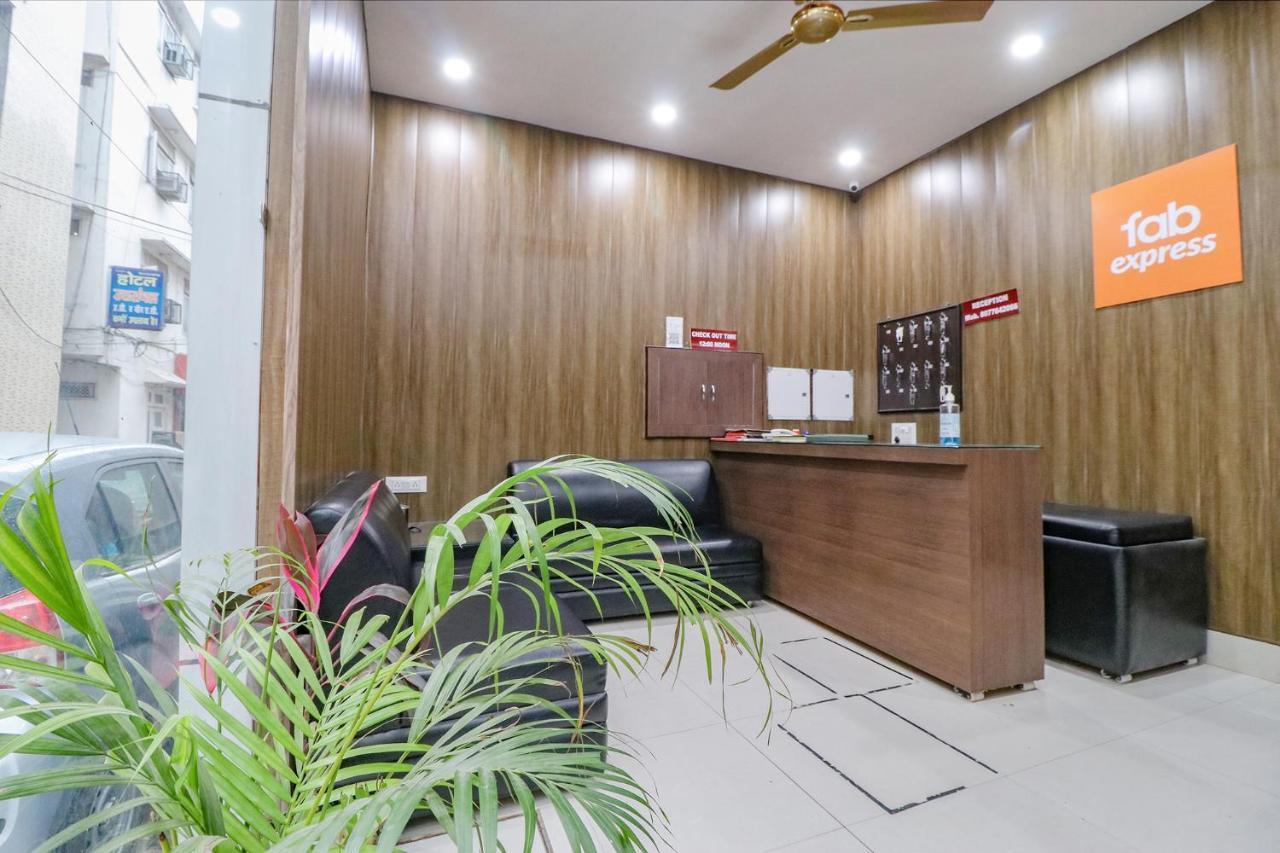 Fabexpress Kartikey Inn Haridwār Extérieur photo